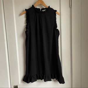 Super cute black The Impeccable Pig sleeveless ruffle collar/sleeve opening L